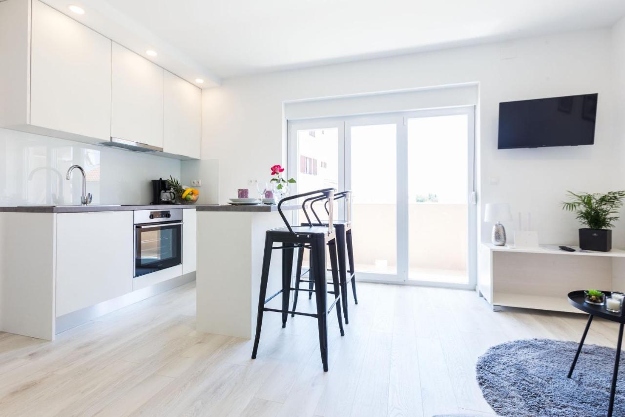 2Sis 2 Apartments Zadar Bagian luar foto