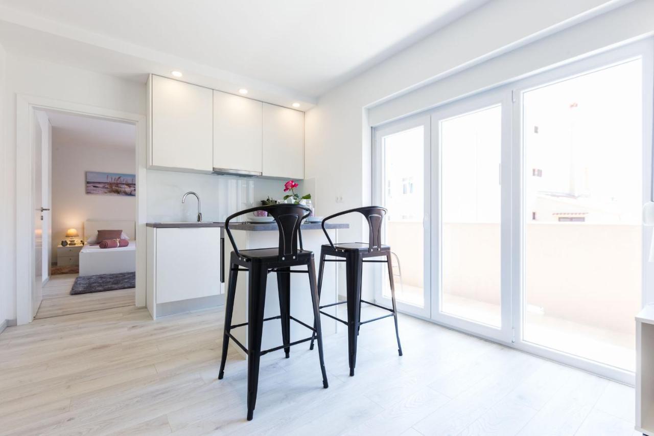 2Sis 2 Apartments Zadar Bagian luar foto