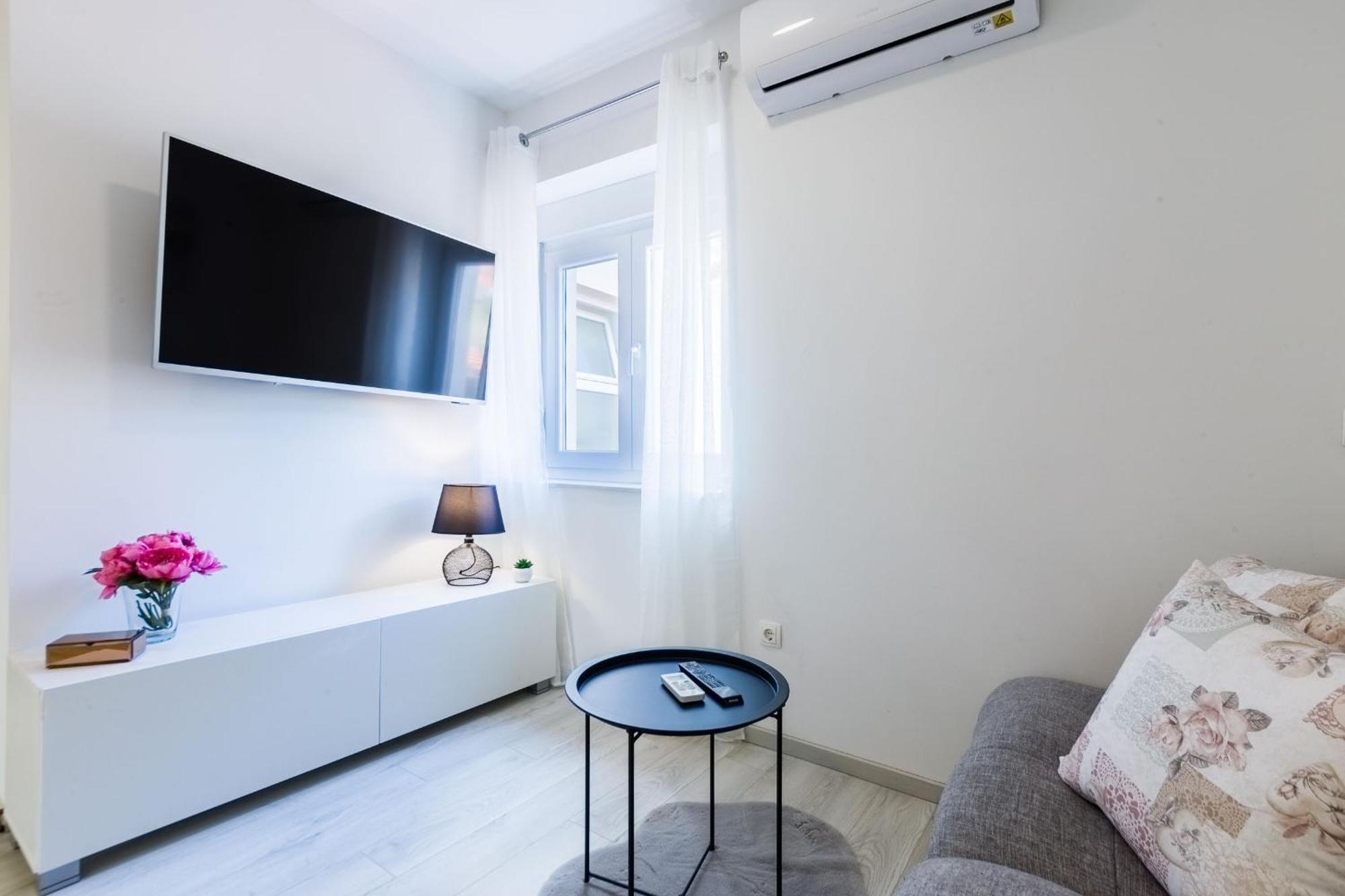 2Sis 2 Apartments Zadar Ruang foto